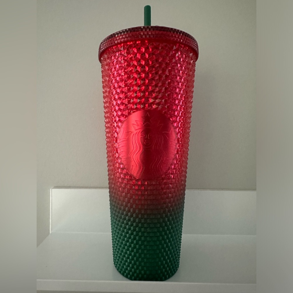 Starbucks Walt Disney World 2022 Christmas Tumbler 🎄 - Picture 2 of 6